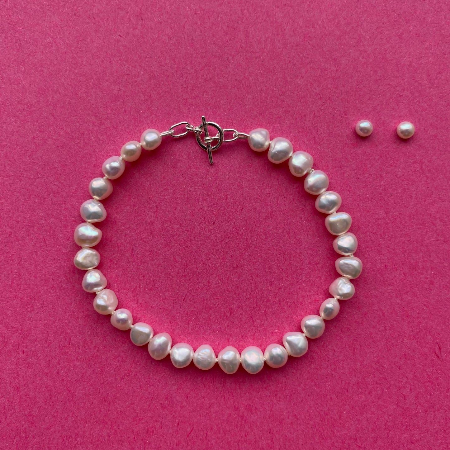 White Freshwater Pearl Bracelet