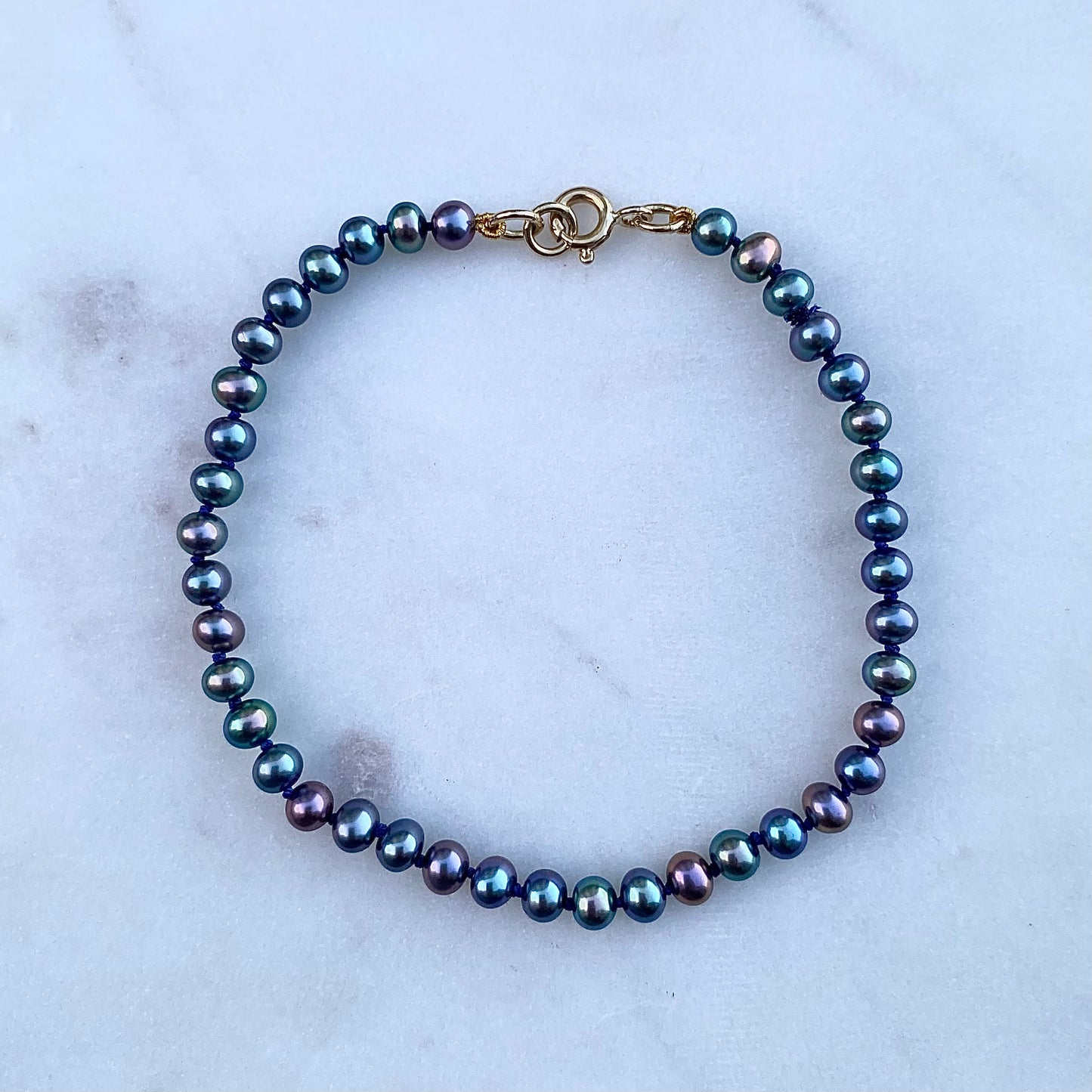 Peacock blue-grey pearl set